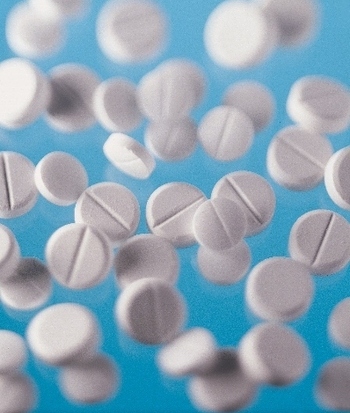 Përdorimi edhe i aspirinës përkrah antikoagulantëve mund të rrisë rreziqet. Ja, në cilat raste